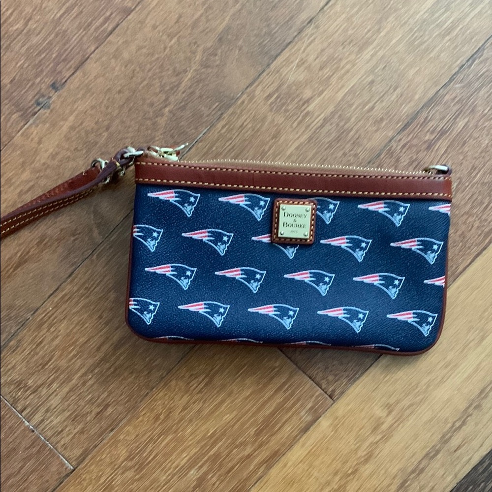 Dooney & Bourke Navy Patriots Wristlet